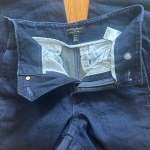 Banana Republic Women’s Navy Slim Jeans